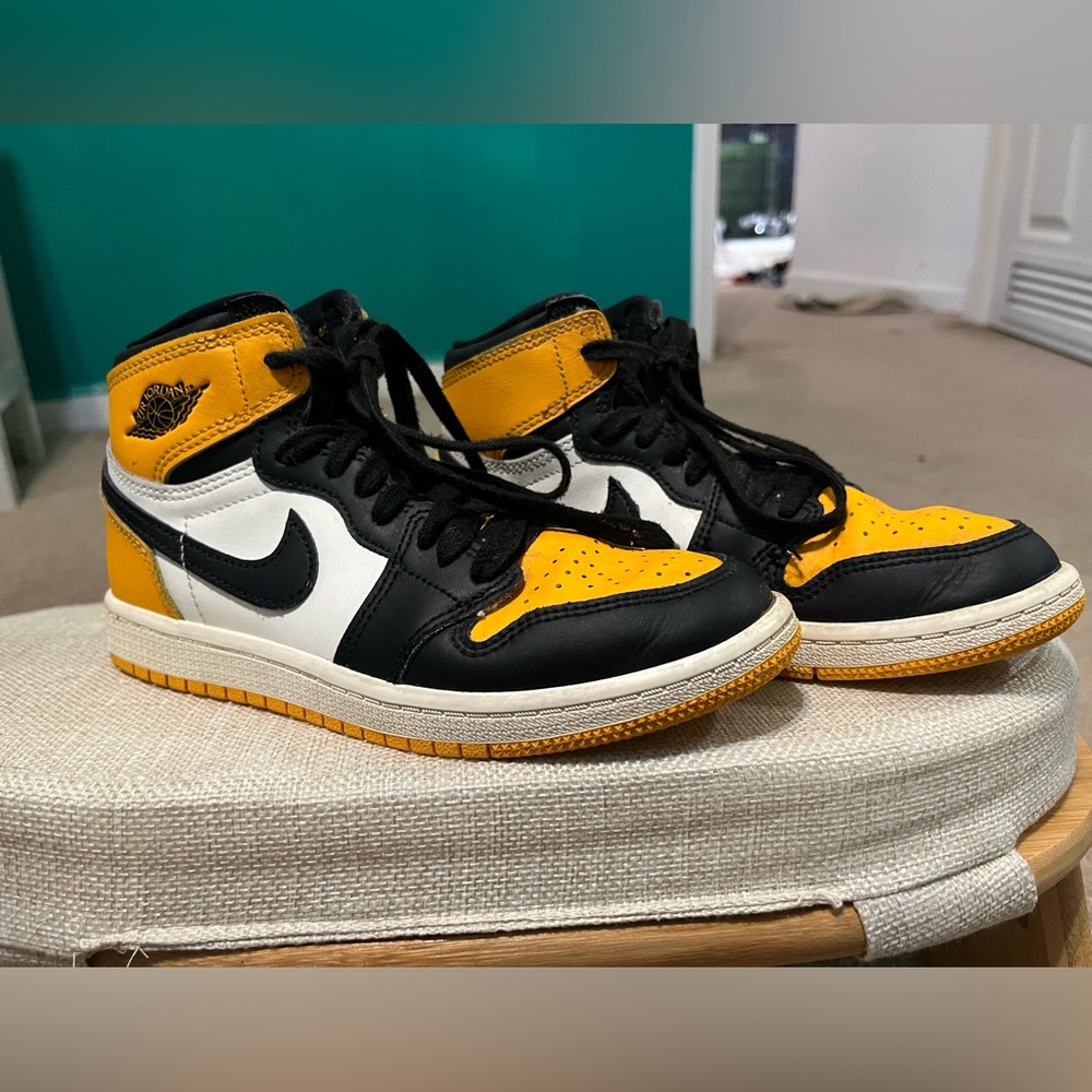 Black and Yellow boys size 2 Nike high top Jordans